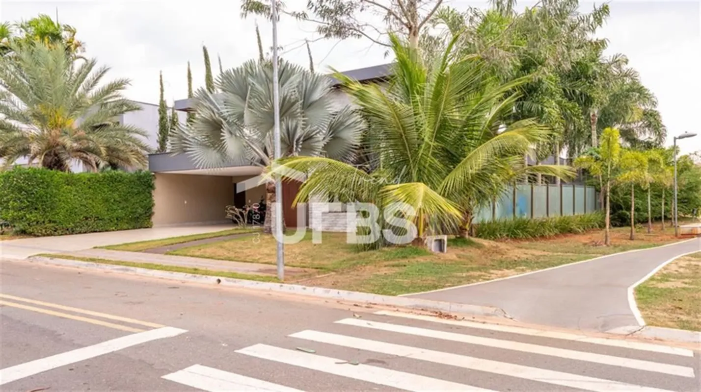 COD U-0035660 - Casa Térrea Mobiliada no Portal do Sol Green – Alto Padrão e Con...