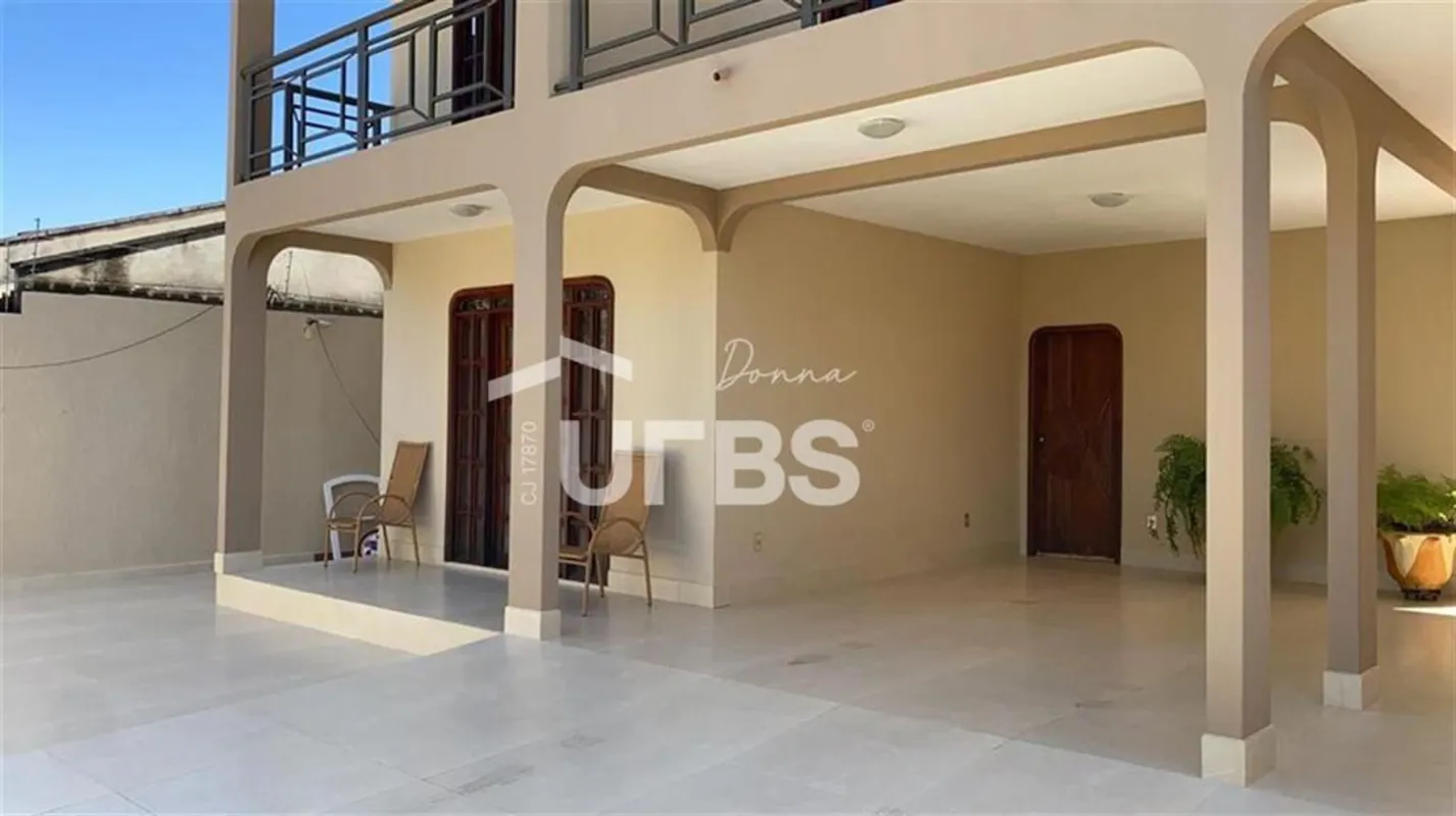COD U-0009729 - Sobrado com 4 quartos, ampla área externa e espaço gourmet à ven...