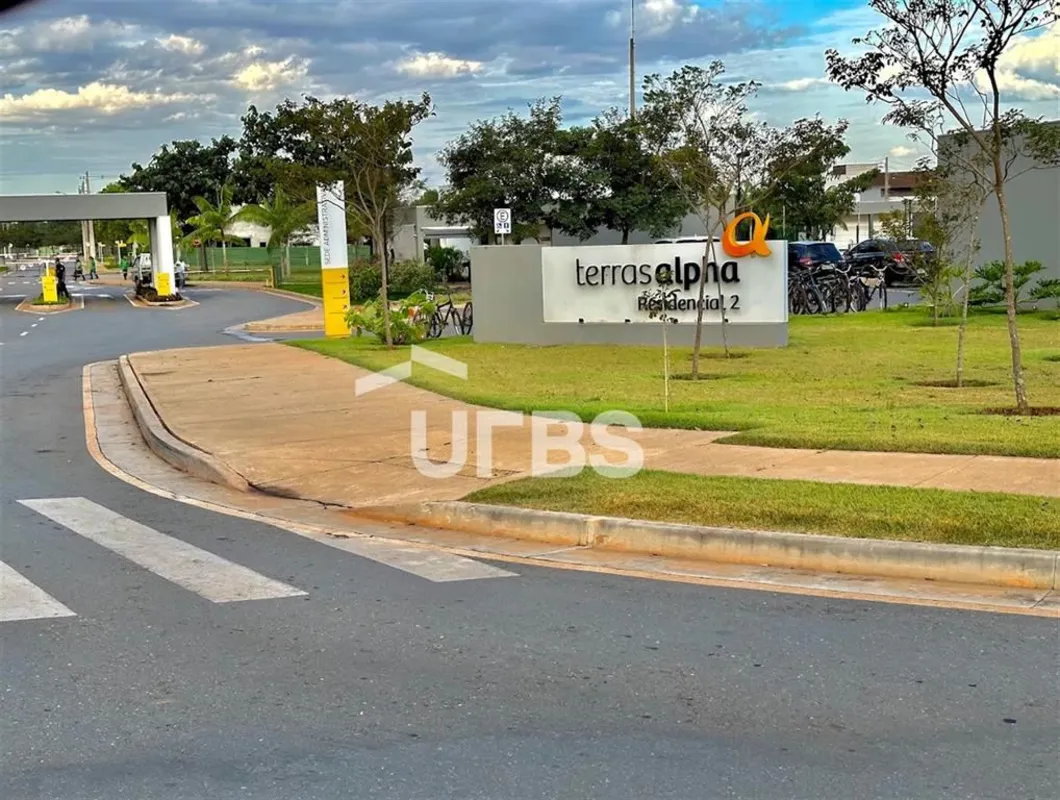 COD U-0036350 - Lote de Esquina em Condomínio Fechado | Senador CanedoLote de es...