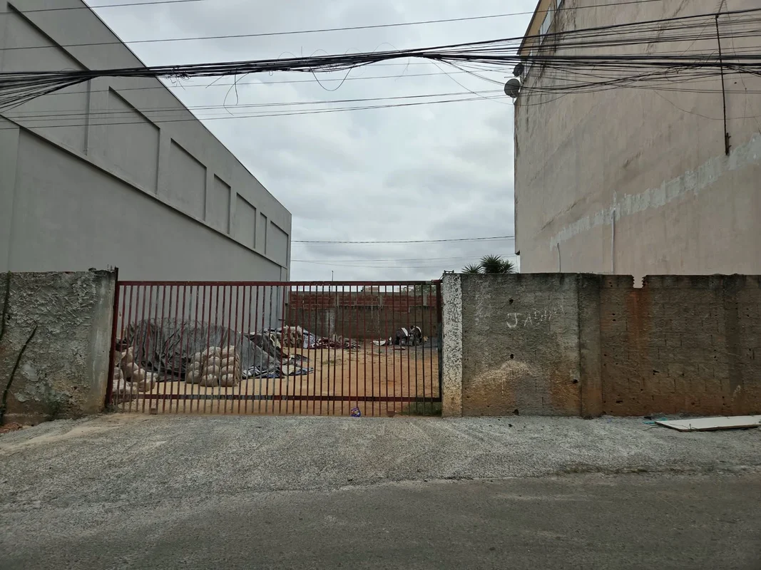 TERRENO À VENDA – RIACHO FUNDO I | 297 m²Excelente oportunidade para investidore...