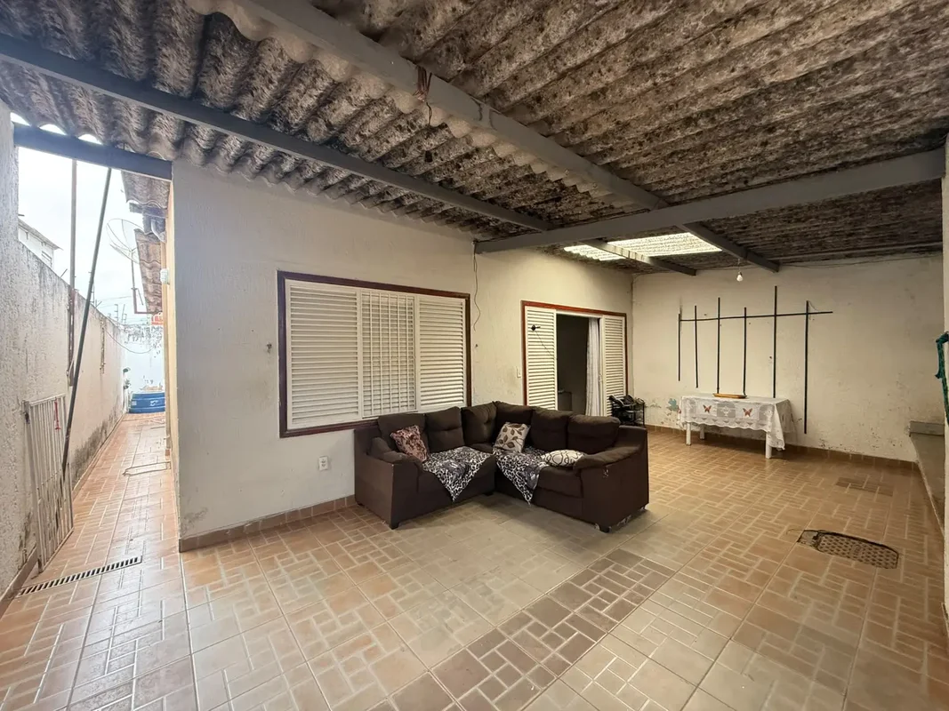 ÉRIKA GUSTAVO - ESCRITÓRIO IMOBILIÁRIO- VENDE - CRECI 22081MAIS INFORMAÇÕES – CO...