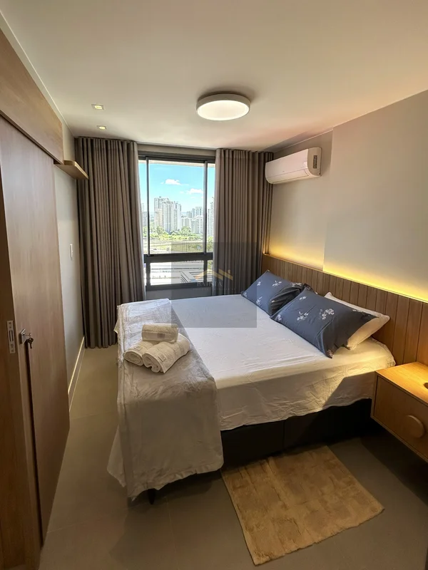 Batista Soluções Imobiliárias aluga apartamento totalmente mobiliado no Residenc...