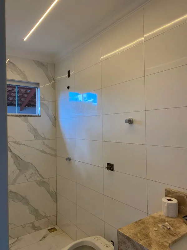 Esta excelente casa de 190 m² de área construída foi projetada para quem valoriz...