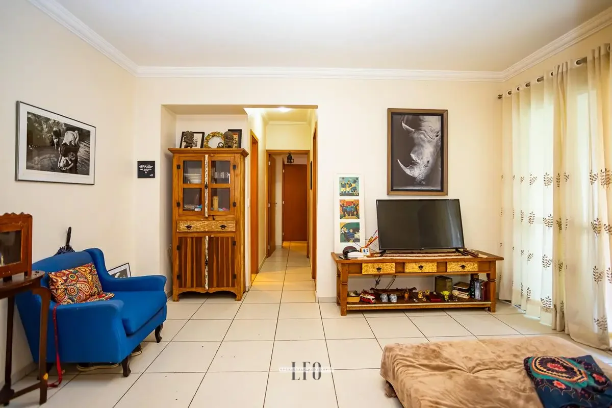 Apartamento nascente com 2 quartos, suíte, varanda e 2 vagas — Residencial Jardi...
