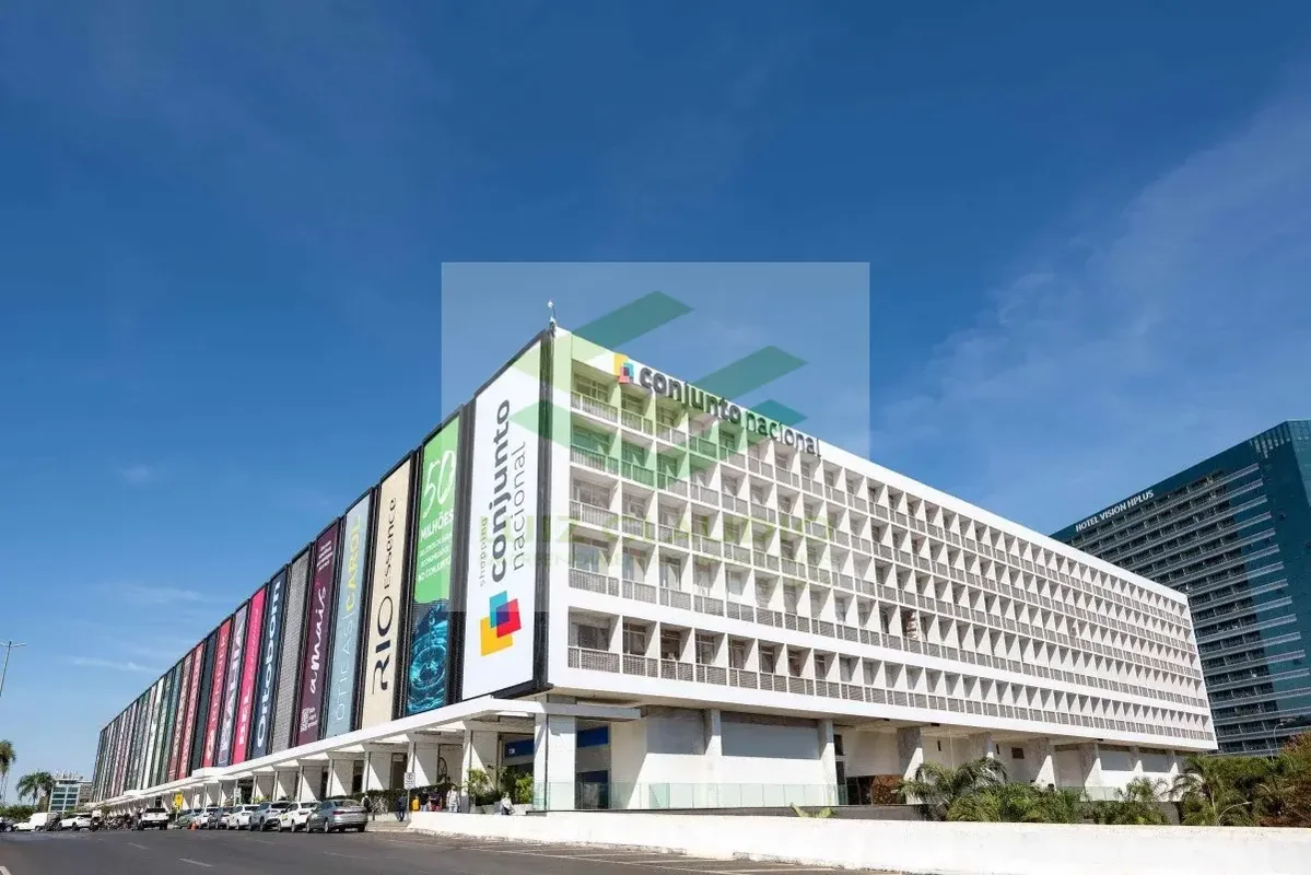 Sala comercial com excelente localização na Asa Norte, em Brasília. No Shopping ...