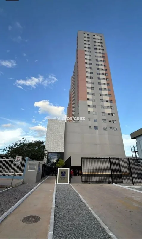 Victor Cruz Negócios Imobiliários LTDA vende:Setor Central, Gran Vic, Gama.Apart...