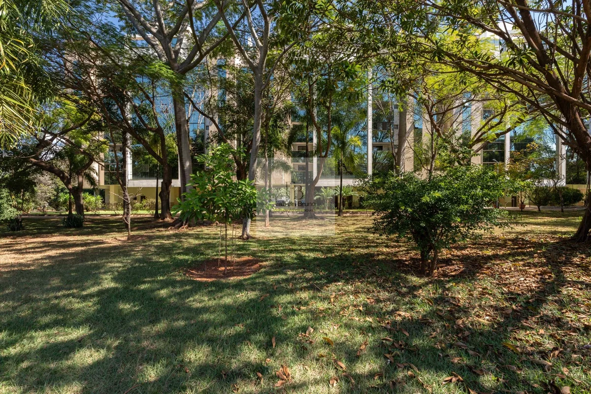 APARTAMENTO DE CANTO | 220 M² | 4 SUÍTES | 3 VAGAS | SQS 310 – ASA SULApartament...