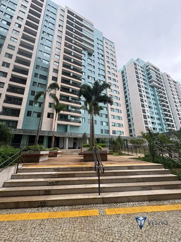 VISÃO IMÓVEIS VENDEApartamento de alto padrão com vista livre e lazer completo!D...