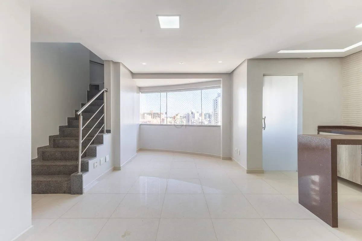 RESIDENCIAL CERVANTES COBERTURA | 3QTOS l 1 SUÍTE l 1 VAGAApartamento duplex com...