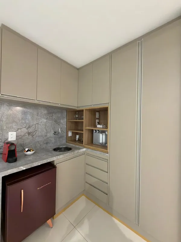 Sala comercial com 48,02 m2Sala amplaCozinhabanheiroandar alto1 vaga de garagemR...