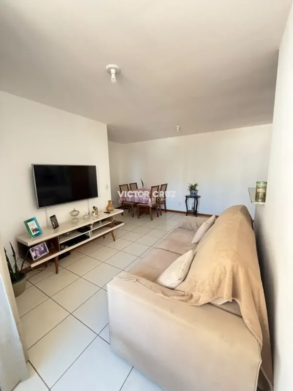 Victor Cruz Negócios Imobiliários LTDA vende:Rua 22 Sul, Ed Monte Carlo, Águas C...