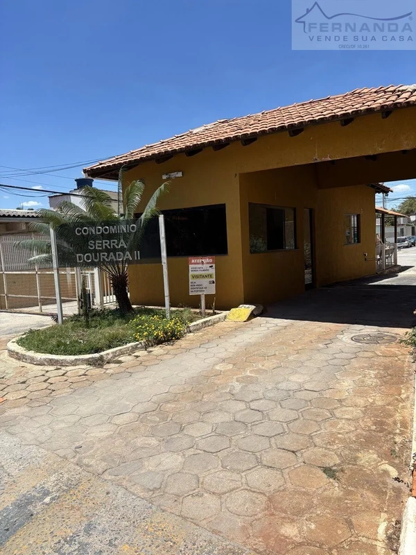 Fernanda Vende Sua Casa Casa em Condomínio de 127 lotes com Quitinete Anexa – Ex...
