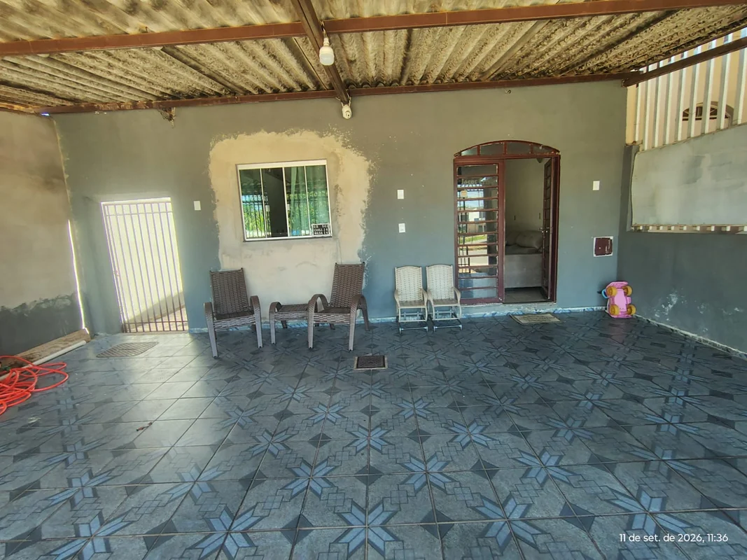  **OPORTUNIDADE FORA DA CURVA NA QR 501 – SAMAMBAIA SUL!** **ÁGIO DE 2 CASAS NO ...