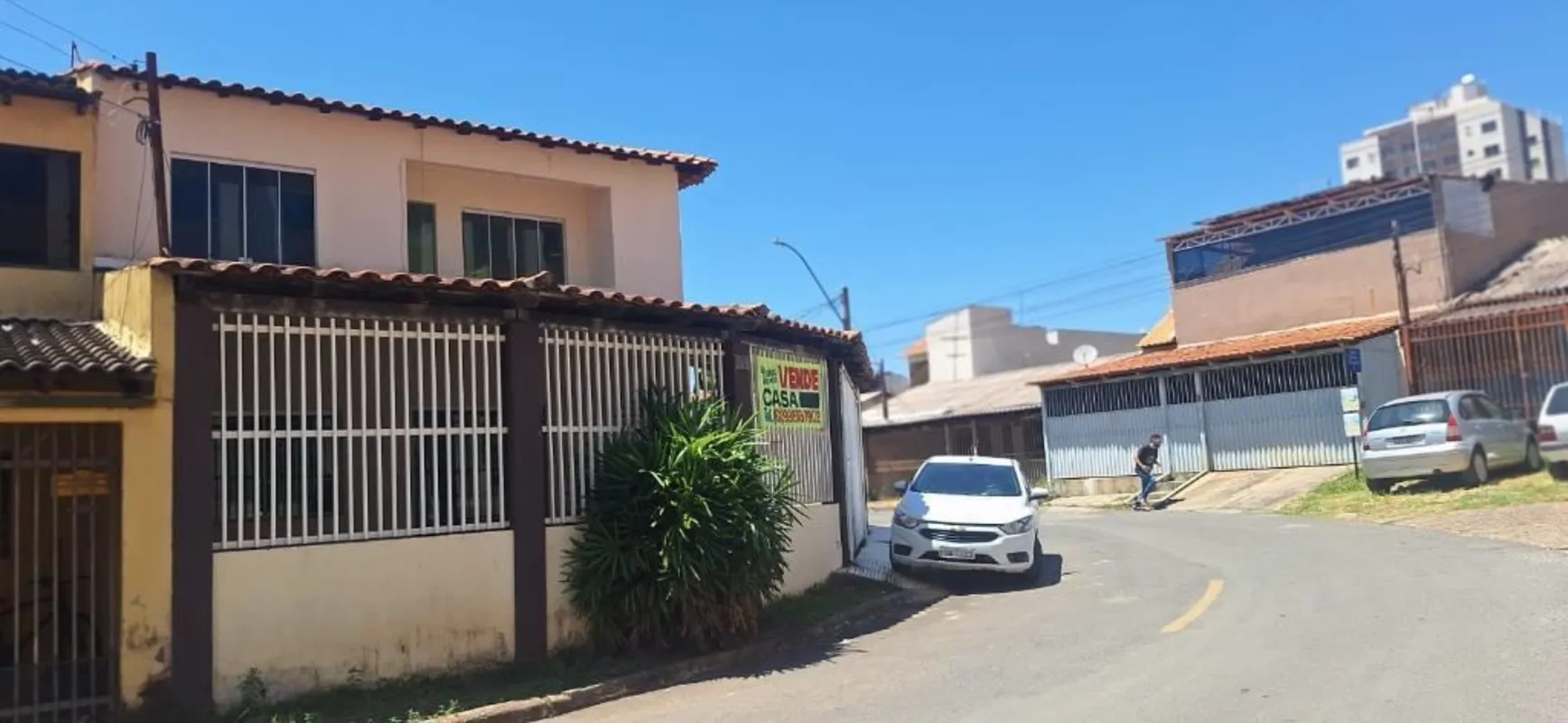 QR 406 - MAIS UMA RARIDADE!Desta vez localizada na QR 406 Samambaia Norte, um do...