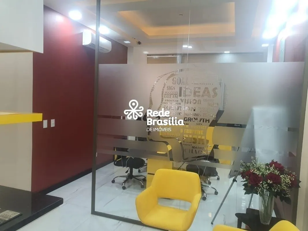 SIA TRECHO 1 | PRAÇA CAPITAL | SALA TÉRREA MOBILIADA | FACHADA PARA O JARDIM | 1...