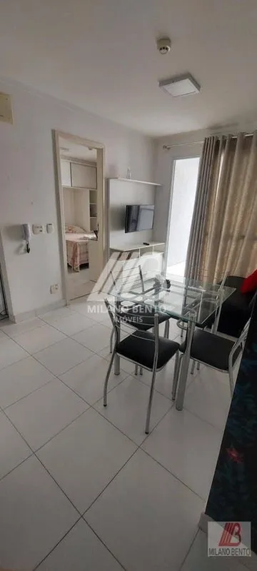 Descubra este charmoso apartamento no Edifício Metropolitan Barcelona, um imóvel...