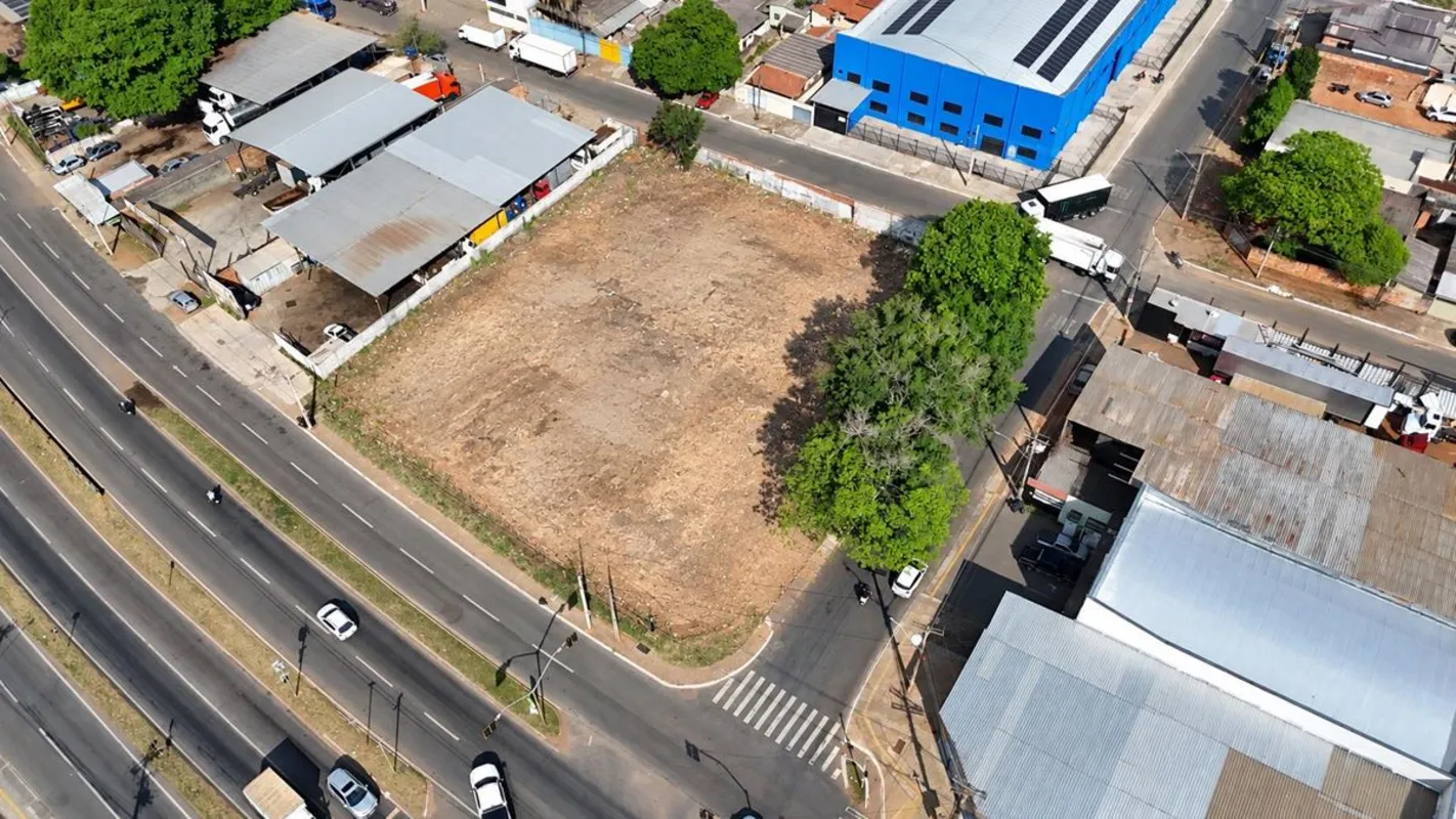 Ãrea comercial disponÃ­vel para locaÃ§Ã£o com excelente potencial para a instal...