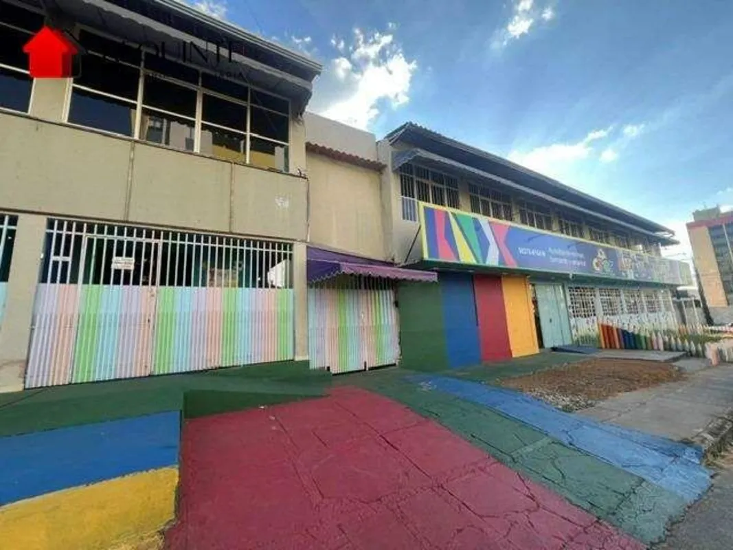 REQUINTE IMOBILIÁRIA, VENDE :QUADRA 301 DE AGUAS CLARAS.Excelente loja em um lot...
