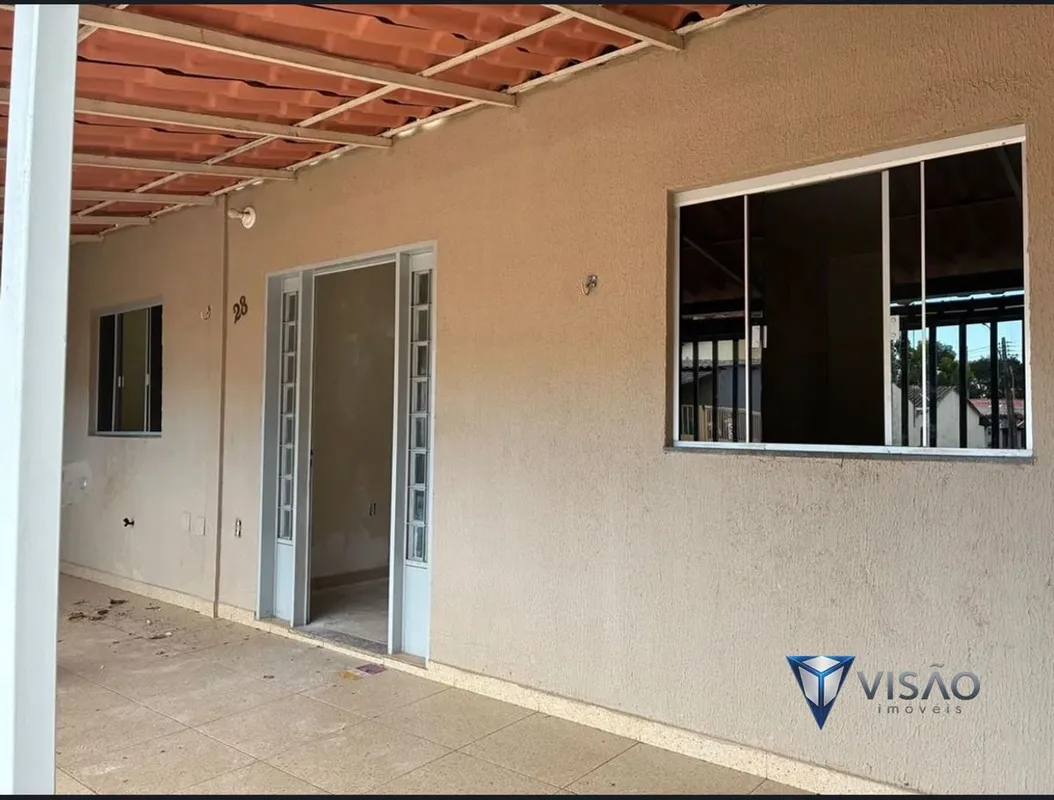 VISÃO IMÓVEIS VENDEExcelente oportunidade de adquirir uma casa na Candangolândia...