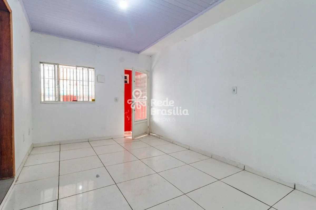 TH36313 - Qsf 04 Taguatinga, Kitnet 40m². Agende sua visita! Imóvel composto por...