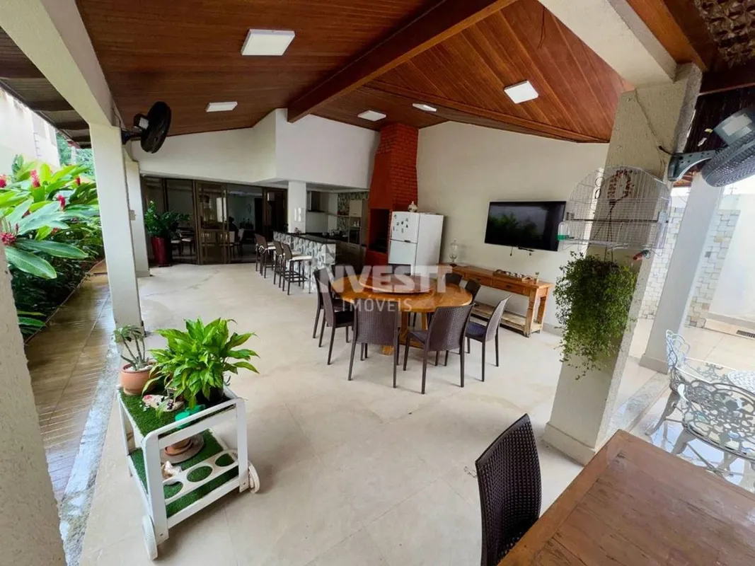 Sobrado Premium Jardim América Conforto, Espaço e Lazer CompletoDescubra um refú...