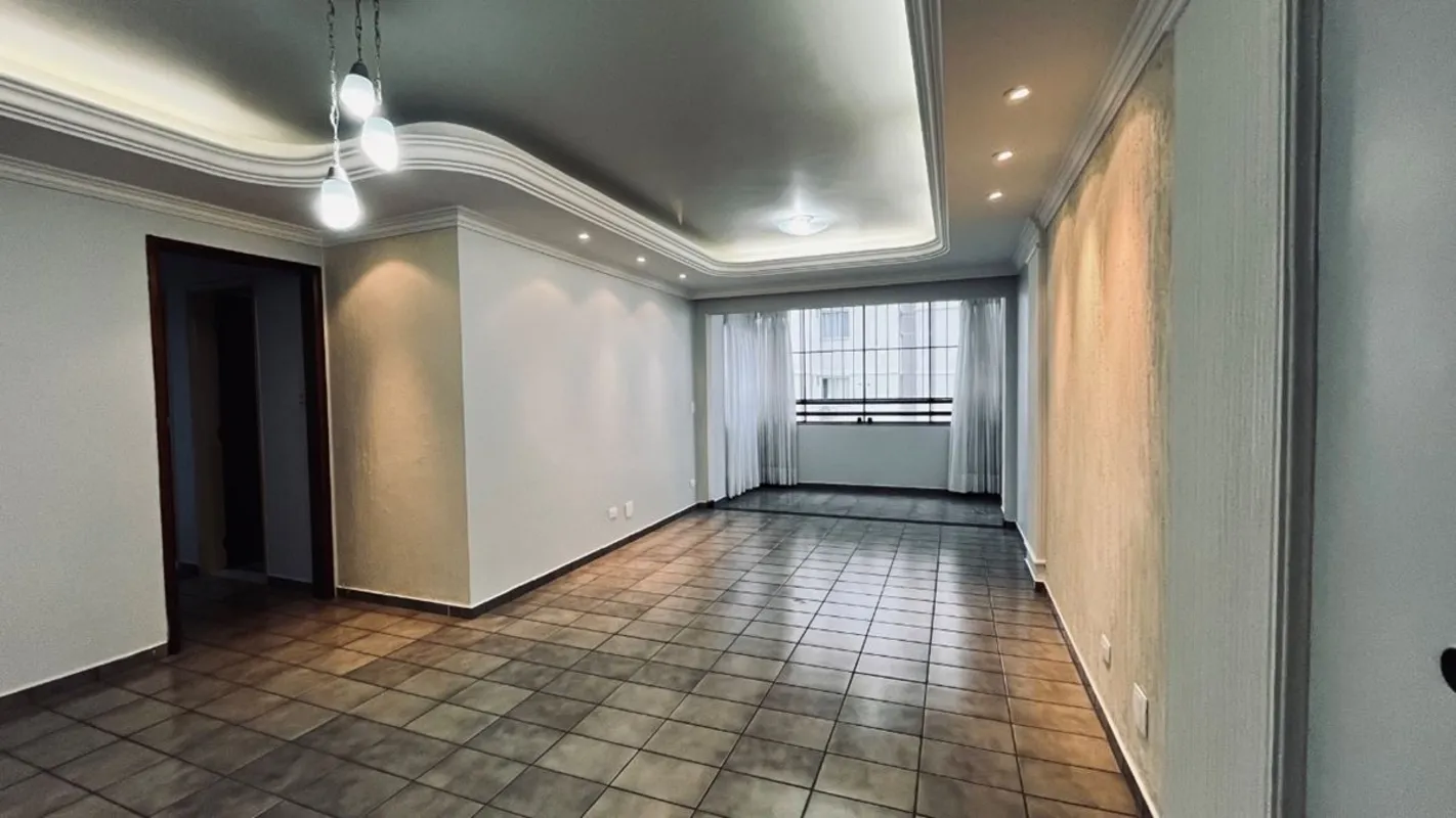 Com uma generosa Ã¡rea privativa de 112mÂ², este apartamento oferece 3 quartos, ...