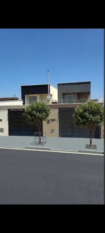 Casa Térrea no Residencial Campos Dourados – 2 Quartos (1 Suíte) • 87 m² • Goiân...