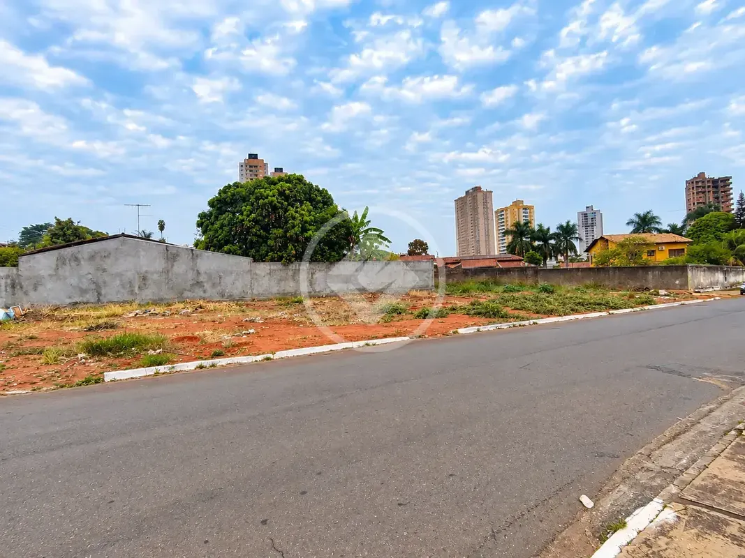 TERRENO COMERCIAL À VENDA – PARQUE AMAZÔNIA | GOIÂNIA/GOExcelente oportunidade p...