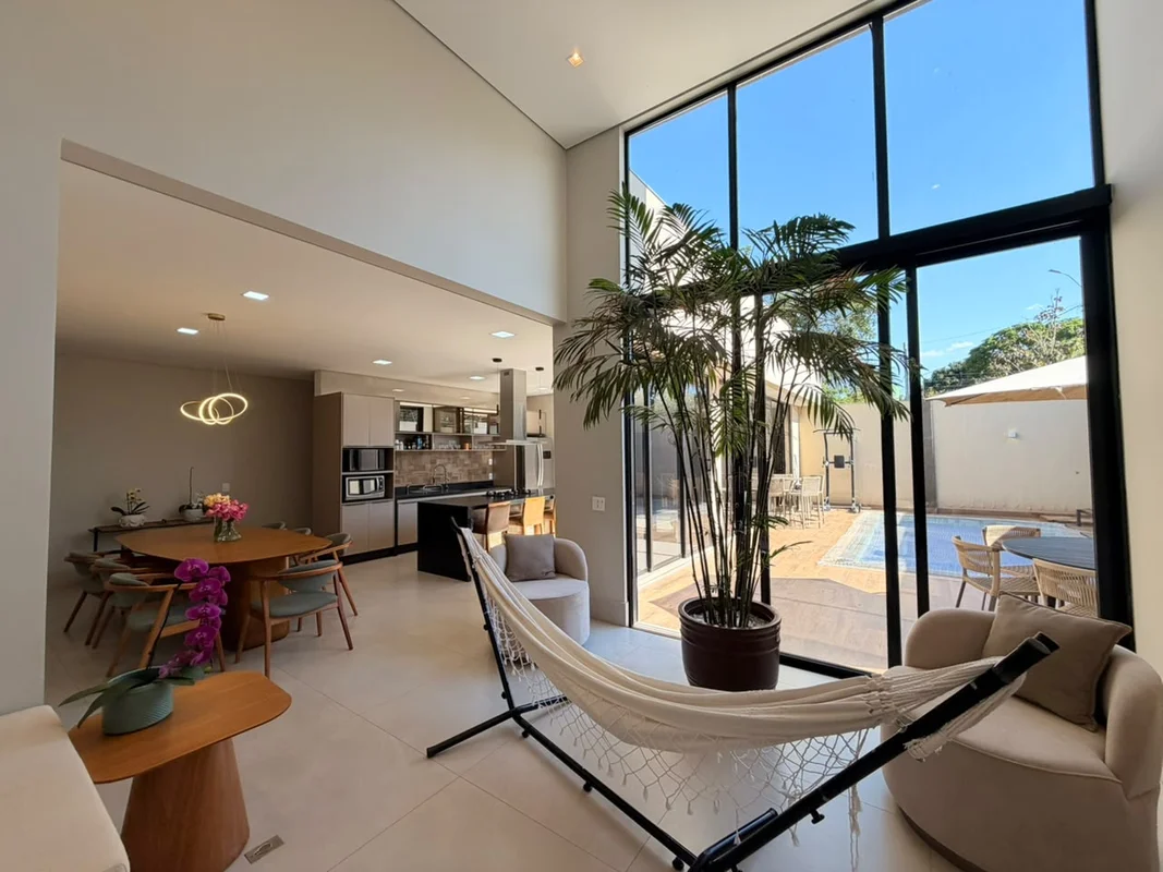  CASA LEGACY | MAIS QUE UMA RESIDÊNCIA, UM LEGADO.Existem casas que impressionam...
