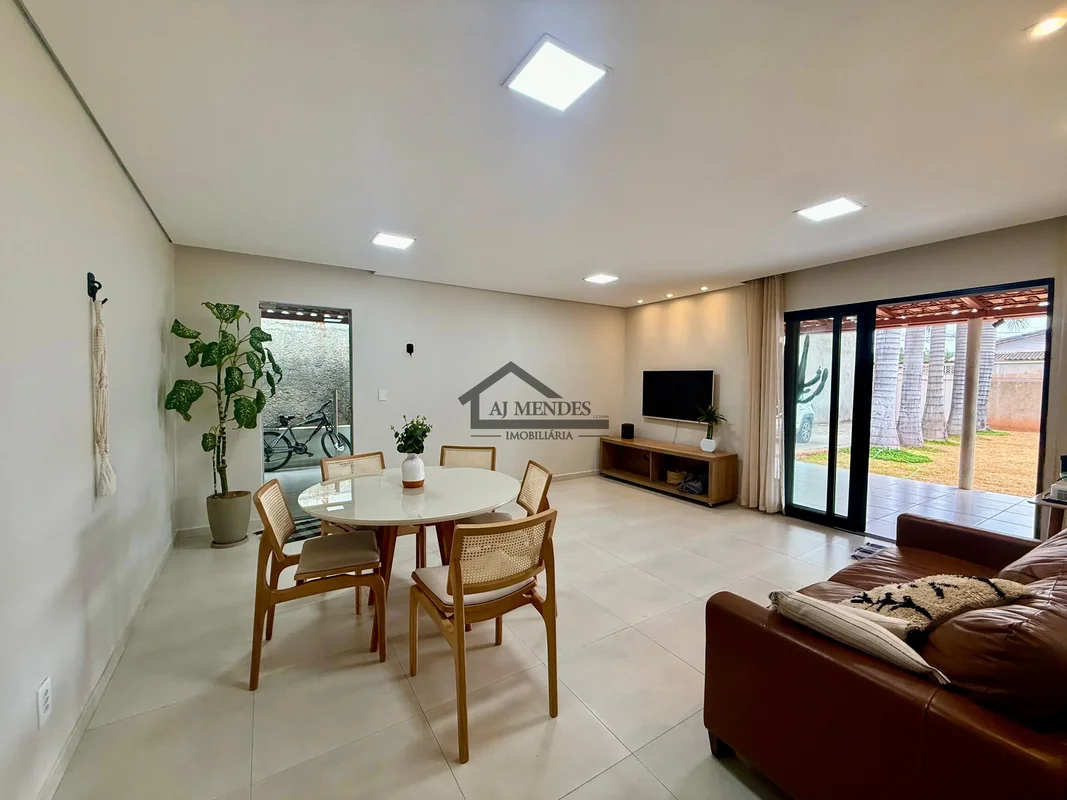 AJ Mendes vende com exclusividade excelente casa no Setor de Mansões (Serra Azul...