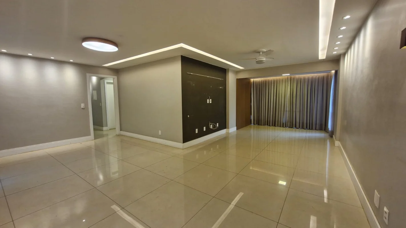 Residencial Paineiras I | Águas Claras129m² | 3 quartos | ReformadoAmplitude, co...