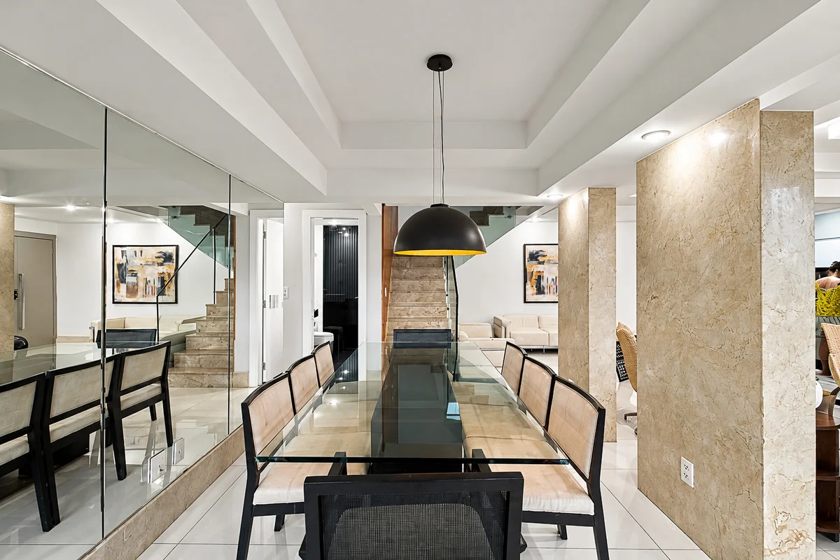 Cobertura duplex na Asa Norte com vista panorâmica, terraço gourmet e spa privat...
