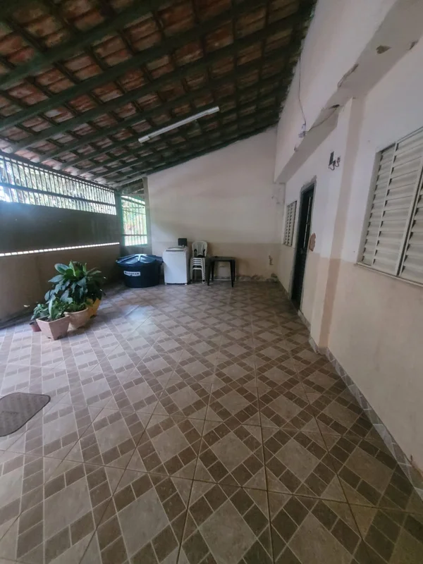 Casa a venda na Qr 212 de Samambaia Norte - Excelente Localização3 QuartosSalaCo...