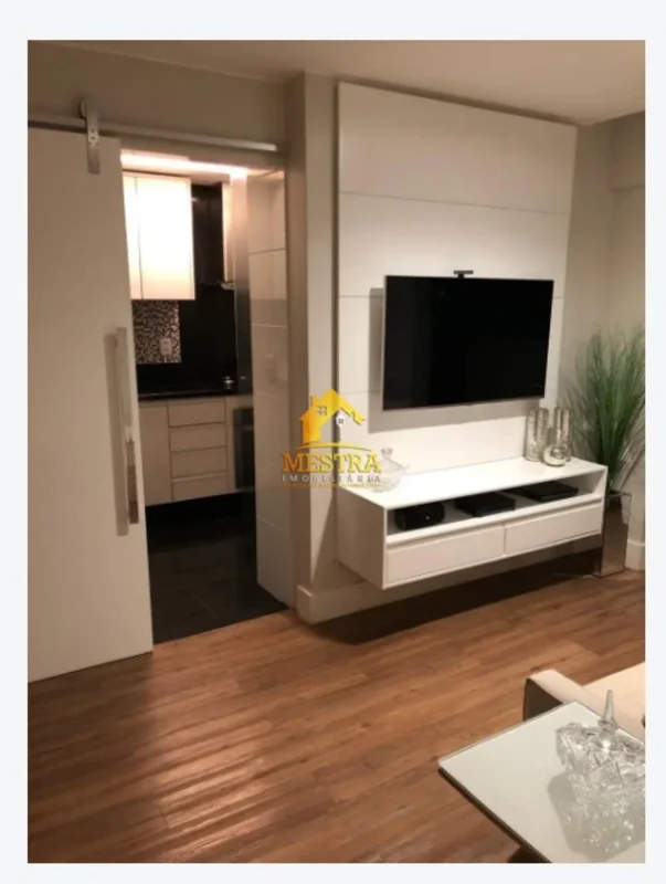 # Apartamento Decorado por Arquiteta, Andar Alto e 2 Vagas – Residencial Apê, Ág...