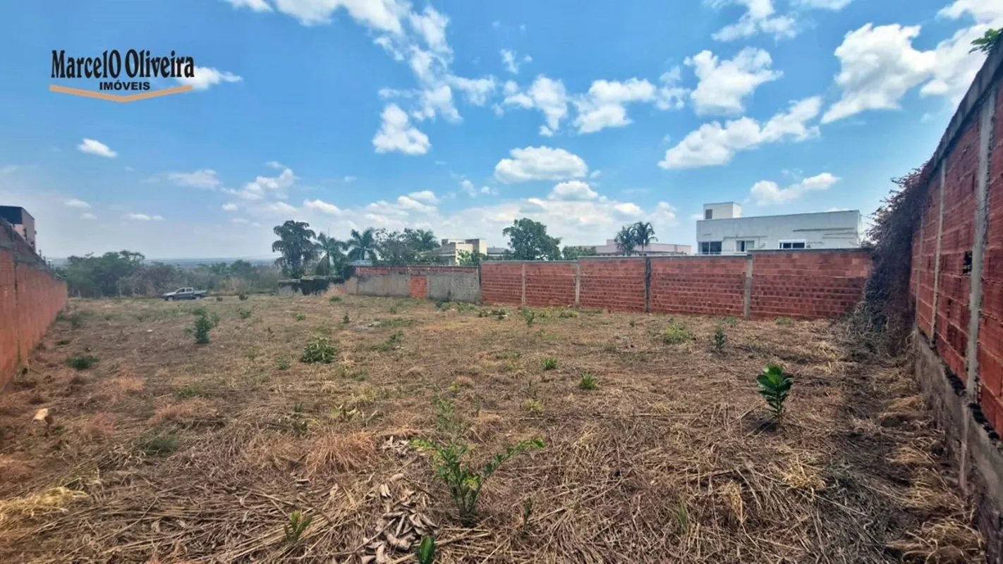 Excelente oportunidade para construir no Taquari, Lago Norte!Terreno com 1.200 m...