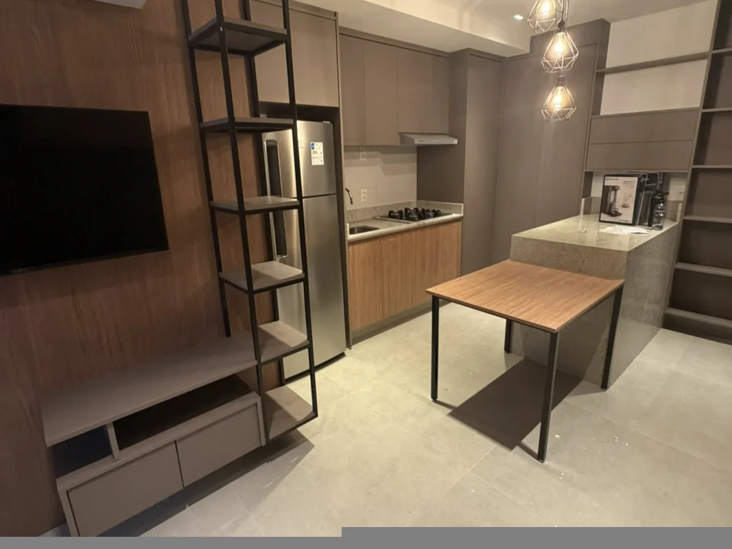 Amplo apartamento mobiliado para aluguel na CRNW 511, Noroeste, Brasília, DF. Co...