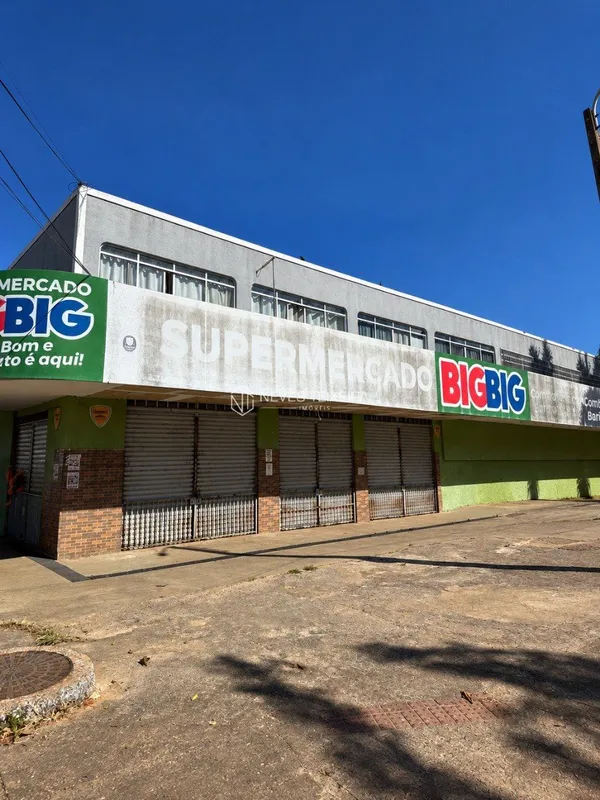 NEVES TEIXEIRA IMÓVEIS ALUGAImóvel comercial localizado na CNG 9, Lote 8/14, com...