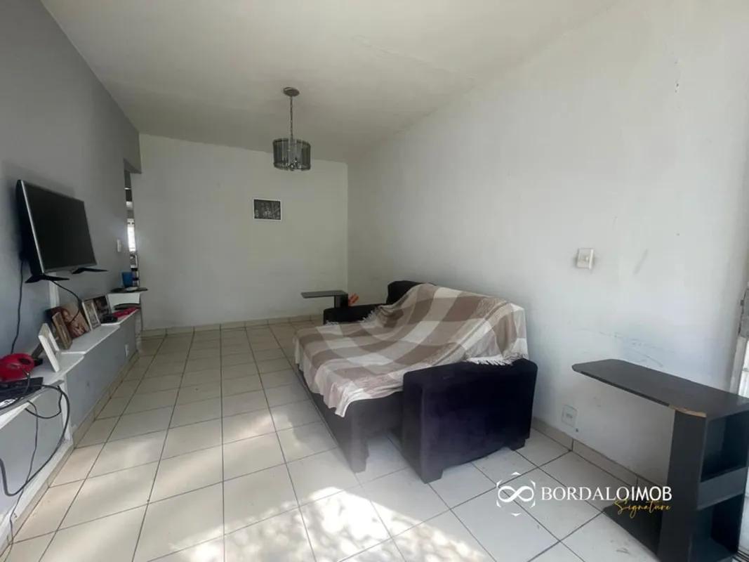 VILLA154226 - Última atualização: 15/10/26 23:30CASA COM LAJE E FUNDAÇÃO PARA 3 ...