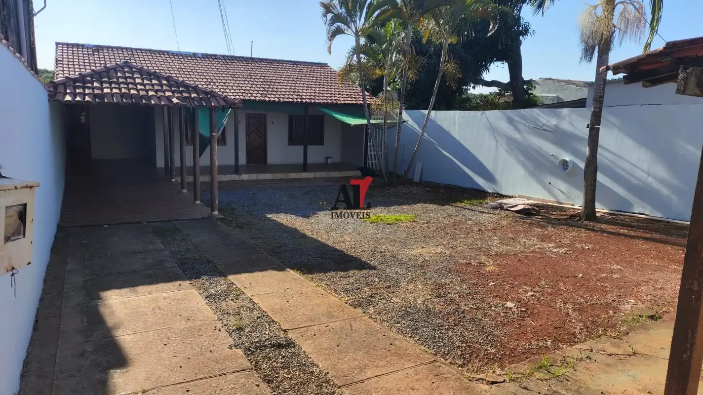 OPORTUNIDADE! CASA À VENDA EM PLANALTINA/DFExcelente imóvel no Setor Tradicional...