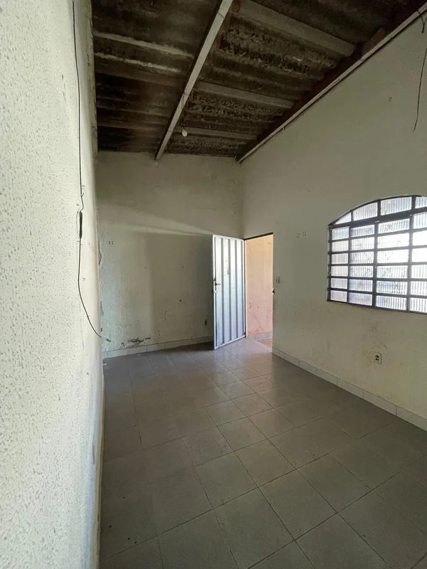  **OPORTUNIDADE IMPERDÍVEL EM SAMAMBAIA SUL – QUADRA 305!****Excelente opção par...