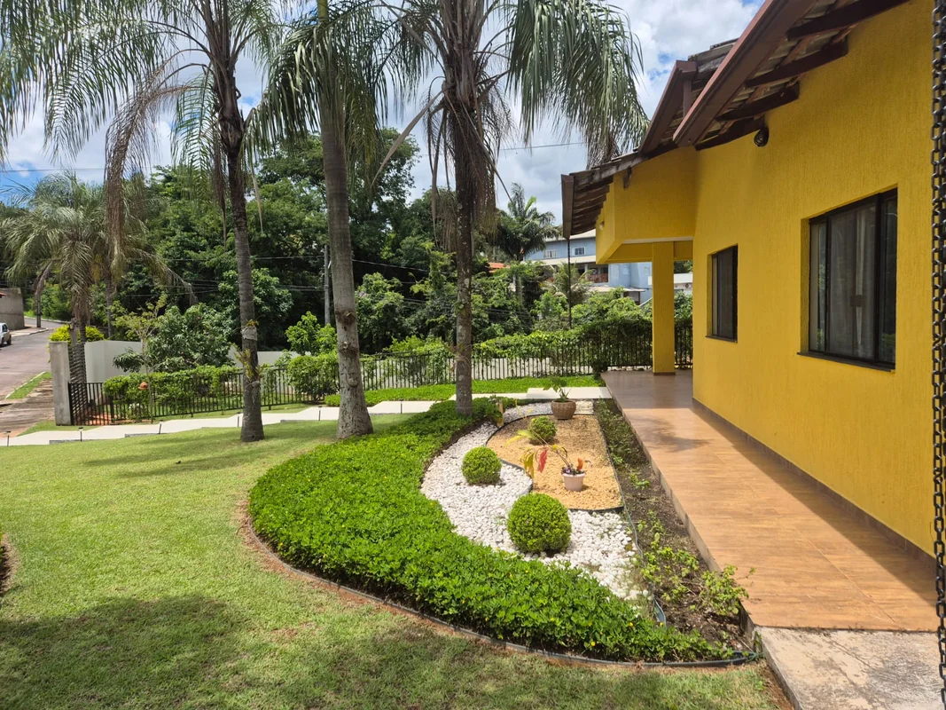 EXCELENTE OPORTUNIDADE DE COMPRAR SUA CASA ACEITA FINANCIAMENTO BANCÁRIO E FGTSV...