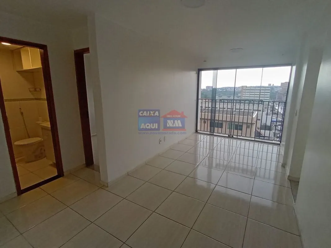 Apartamento à venda CNB 11 Taguatinga Norte Apartamento todo reformado, com 42 m...