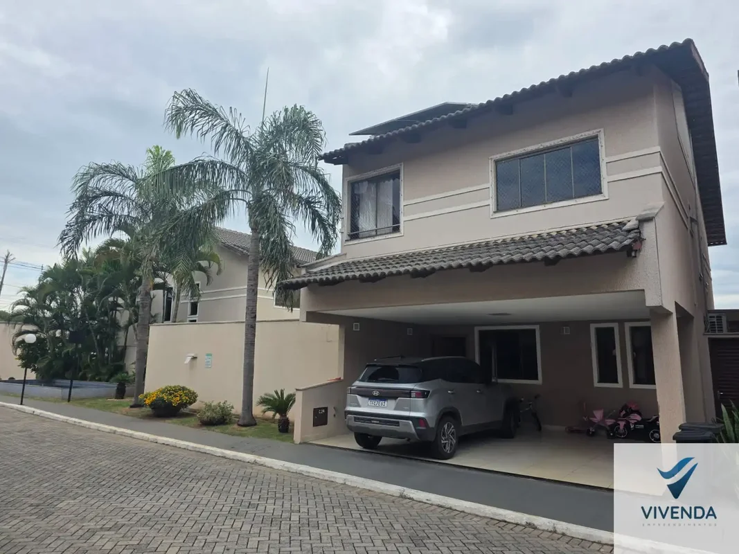 SOBRADO COM 3 SUÍTES, ENERGIA SOLAR E LAZER COMPLETOExcelente , com ambientes am...