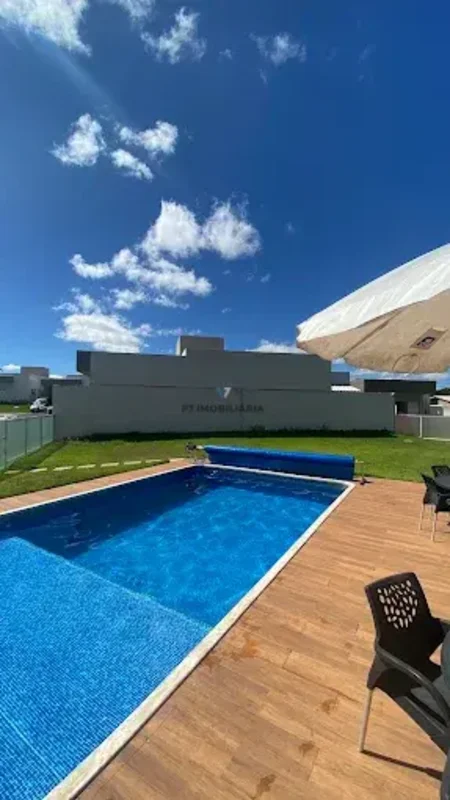 OPORTUNIDAE CASA TÉRREA À VENDA NO CONDOMÍNIO LES ARCS — SENADOR CANEDO! Confort...