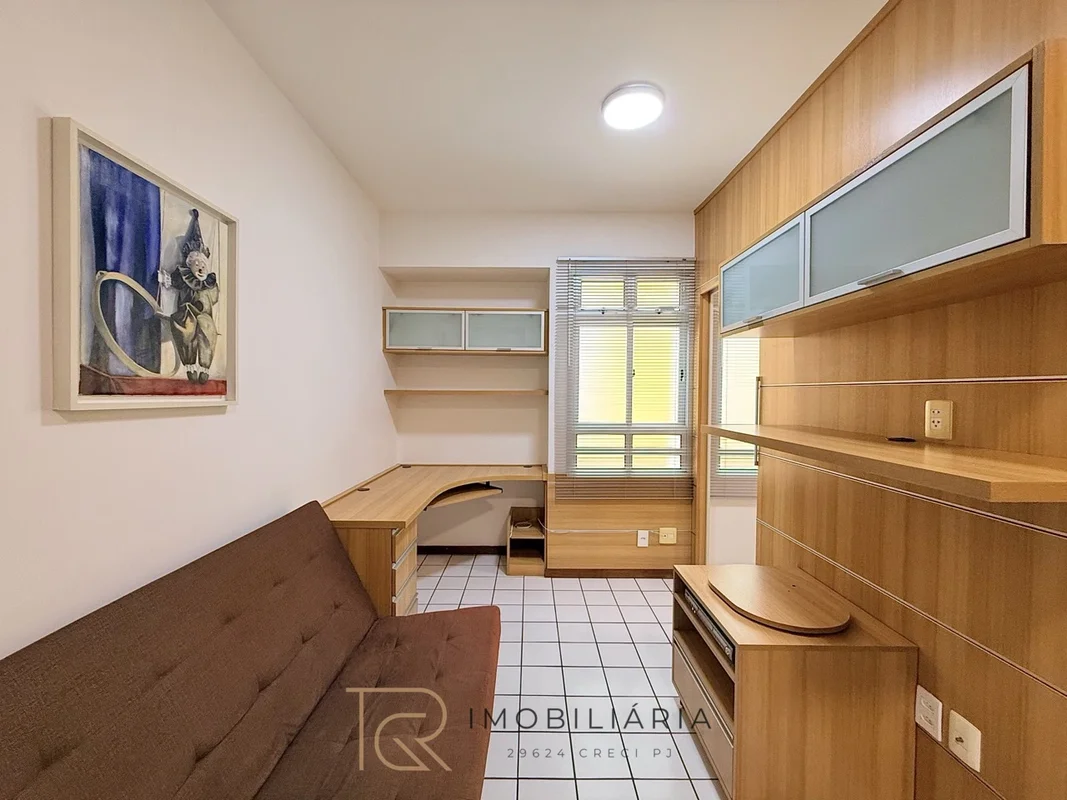 TRG imobiliária ALUGA !Excelente apartamento mobiliado na QMSW 5, Ed. Mont Blanc...
