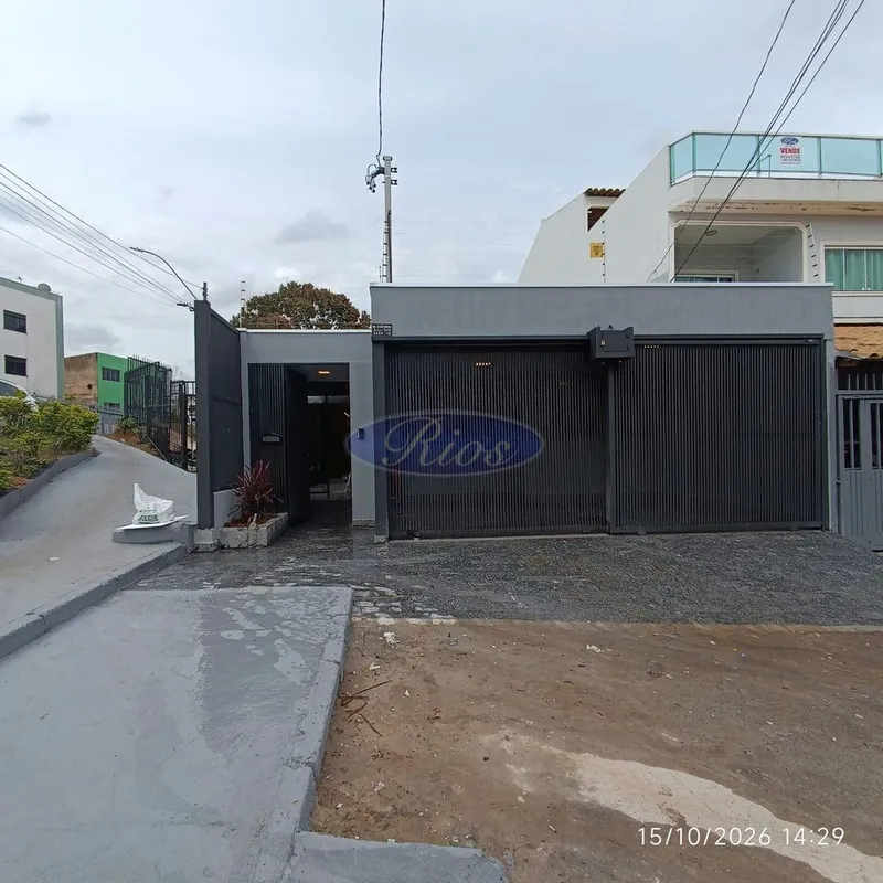 IMOBILIÁRIA RIOS ALUGA EXCELENTE CASA DE 4 QUARTOS (2 SUÍTES) NA AVENIDA CONTORN...
