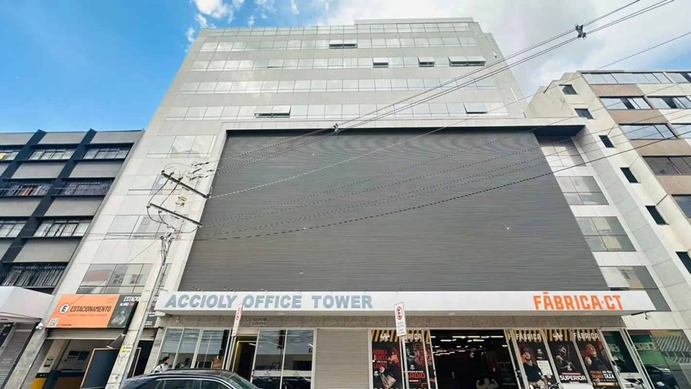 SALA COMERCIAL 33,94M², PISO CERÂMICA, BANHEIRO SOCIAL, NASCENTE.A sala não poss...