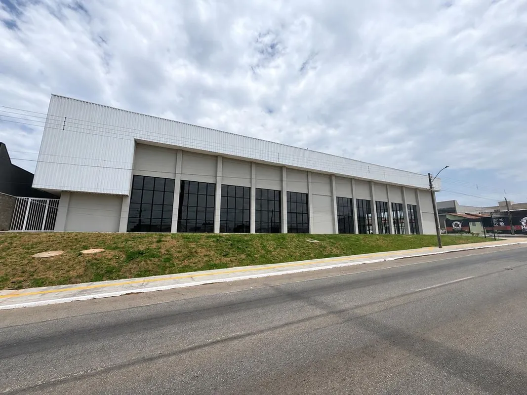 GALPÃO PARA ALUGUEL - 1.202 m² - GARAVELO RESIDENCIAL PARK - Aparecida De Goiani...