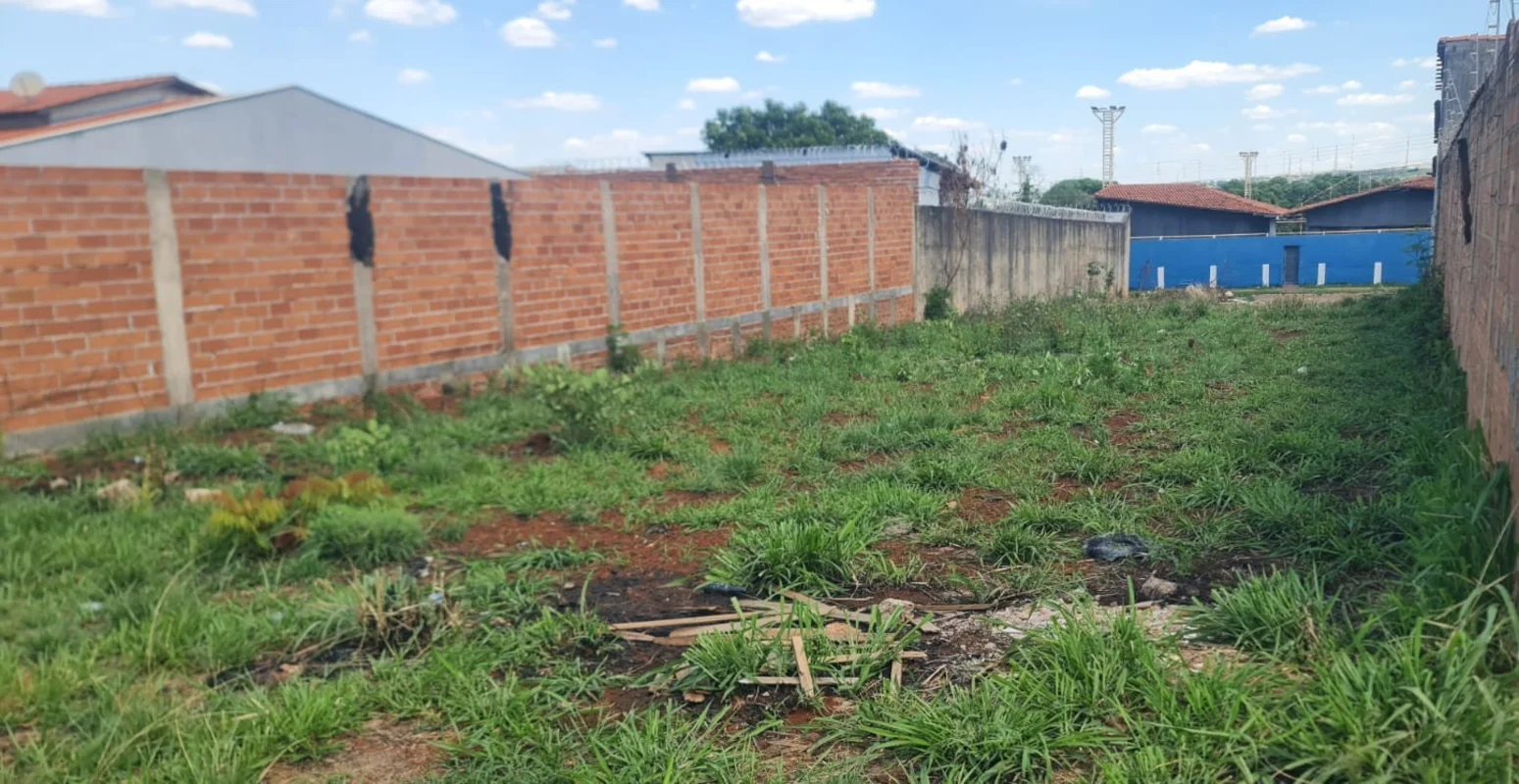 VENDO LOTE NO SETOR CARLA CRISTINA – GOIÂNIA LOTE QUITADO E ESCRITURADO, DOCUMEN...