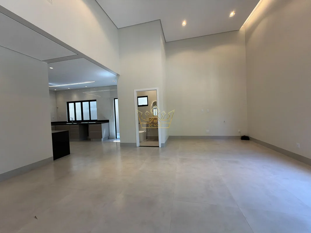CASA NOVA PARA ALUGUEL NA ARNIQUEIRA – 3 QUARTOS | 1 SUÍTE | PÉ-DIREITO ALTO | 2...